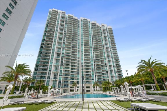 3301 NE 183rd St # 302, Aventura FL 33160