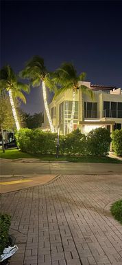 548 Fernwood Rd # 548, Key Biscayne FL 33149