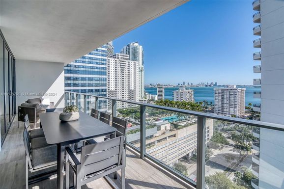 1451 Brickell Ave # 1602, Miami FL 33131