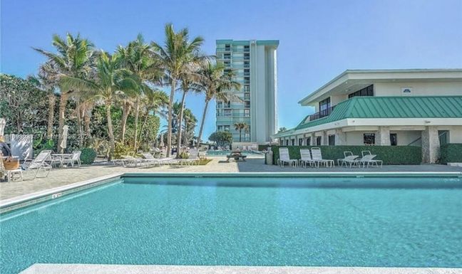 9940 S Ocean Dr # 109, Jensen Beach FL 34957