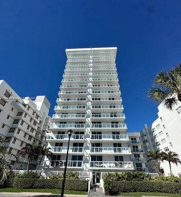 2457 Collins Ave # 306, Miami Beach FL 33140