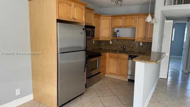 4050 NE 12th Ter # 2, Oakland Park FL 33334