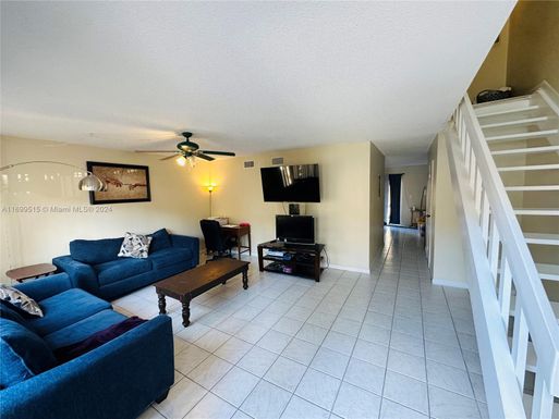 846 NW 81st Ter # 6, Plantation FL 33324