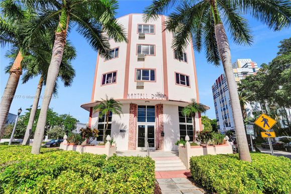 255 W 24th St # 204, Miami Beach FL 33140