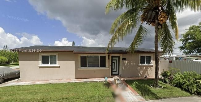 7601 Simms St, Hollywood FL 33024