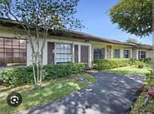 7502 Nova Dr # 2, Davie FL 33317