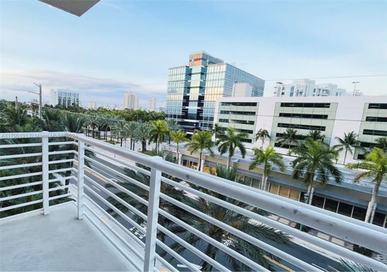 18800 NE 29th Ave # 507, Aventura FL 33180