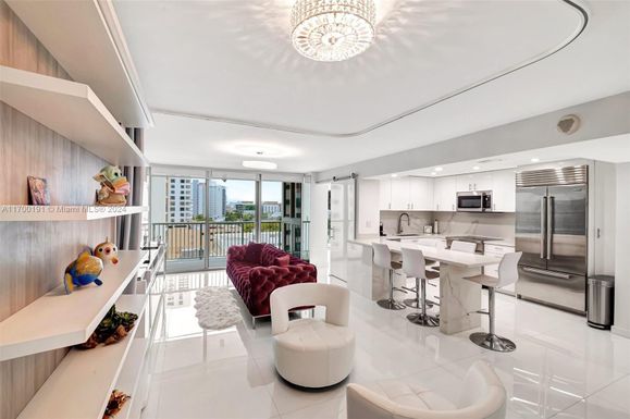 2655 Collins Ave # 906, Miami Beach FL 33140