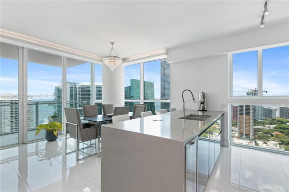 1080 Brickell Ave # 3800, Miami FL 33131