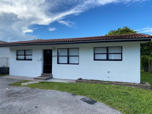 6367 SW 24th St, Miami FL 33155