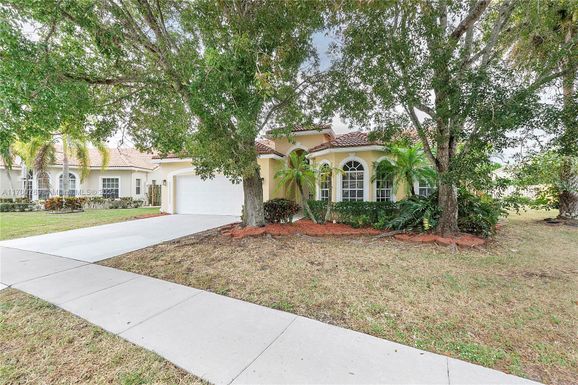 9301 COVE POINT CR, Boynton Beach FL 33472