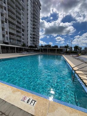 18061 Biscayne blvd # 2, Aventura FL 33160