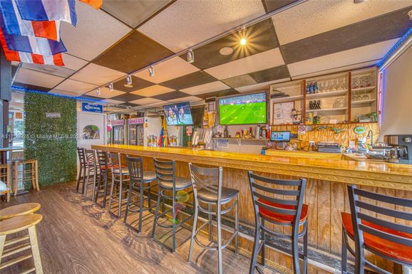 Cafeteria & Bar For Sale In Hialeah, Hialeah FL 33012