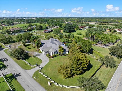 17801 SW 50th ST, Southwest Ranches FL 33331