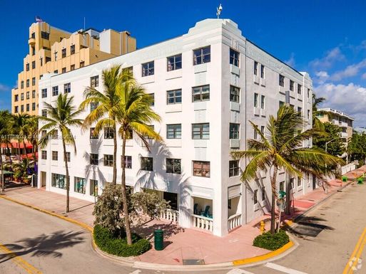 1390 Ocean Dr # 306, Miami Beach FL 33139