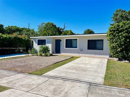 416 S 62nd Ave, Hollywood FL 33023