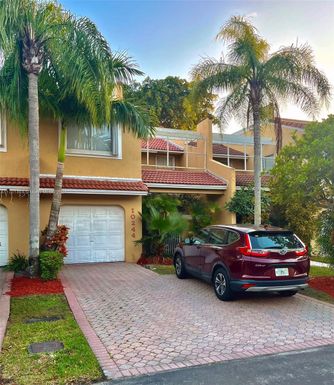 10244 NW 51st Ter, Doral FL 33178