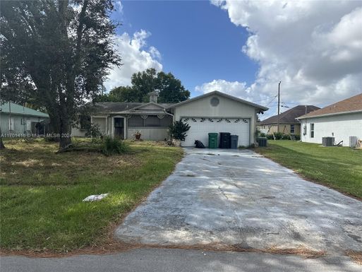 1387 SW Chase Rd, Port St. Lucie FL 34953