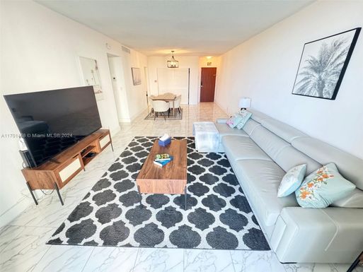 3901 S Ocean Dr # 3Y, Hollywood FL 33019