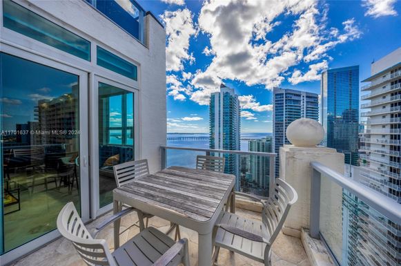 1155 Brickell Bay Dr, Miami FL 33131