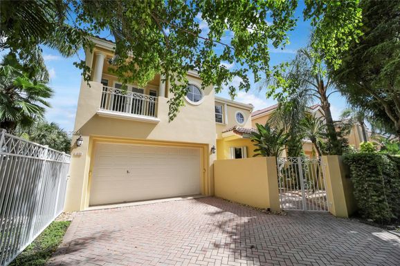 3693 NE 208th Ter # 3693, Aventura FL 33180