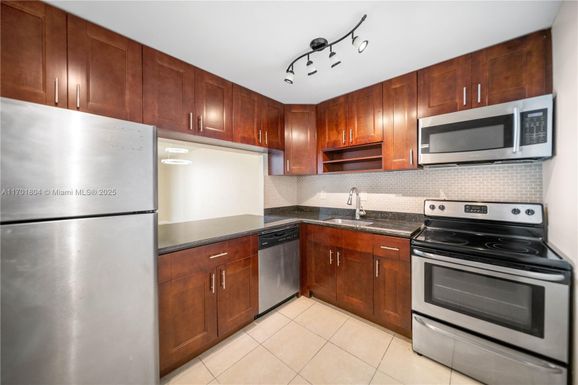 16710 NE 9th Ave # 505, North Miami Beach FL 33162