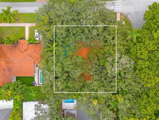 5111 Maggiore St, Coral Gables FL 33146