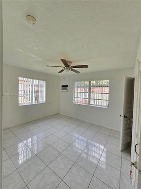 720 E 47th St # 2, Hialeah FL 33013