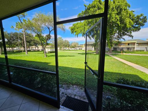 4123 NW 88th Ave # 104, Coral Springs FL 33065