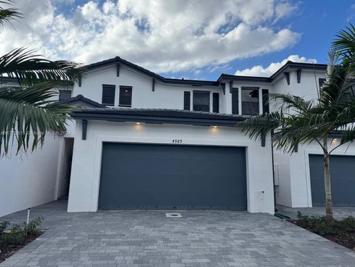 4989 Peacock Way # 0, Dania Beach FL 33312