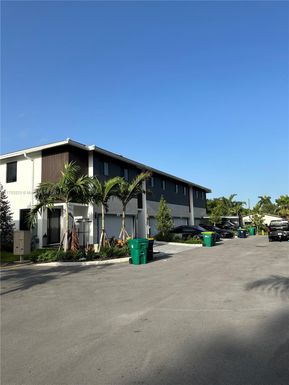 4661 SW 32nd Ave # 4A, Dania Beach FL 33312