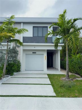 609 NE 8th Ave # B, Fort Lauderdale FL 33304