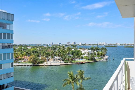 10350 W Bay Harbor Dr # 7M, Bay Harbor Islands FL 33154