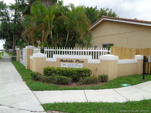 3908 SW 48th Ave # 3908, Pembroke Park FL 33023