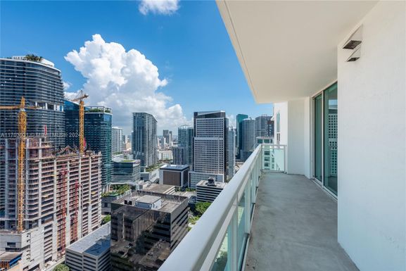 951 Brickell Ave # 3805, Miami FL 33131