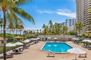 2625 Collins Ave # 1102, Miami Beach FL 33140