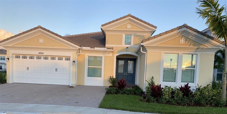 4624 Citrus Blossom Ct, West Palm Beach FL 33470