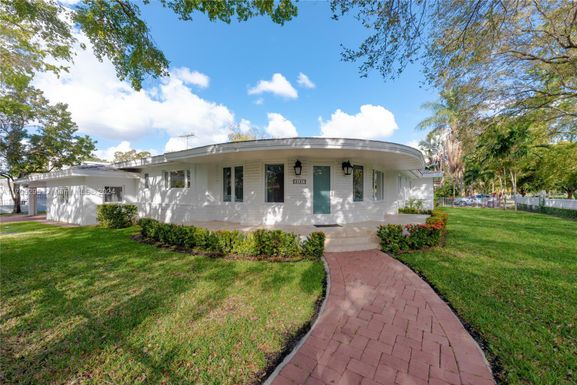 2121 N Greenway Dr, Coral Gables FL 33134