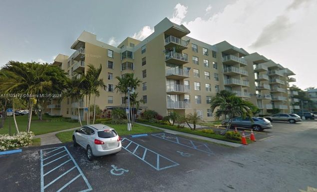 13120 SW 92nd Ave # 212, Miami FL 33176