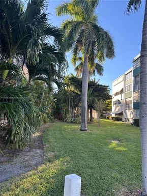 1333 E Hallandale Beach Blvd # 134, Hallandale Beach FL 33009