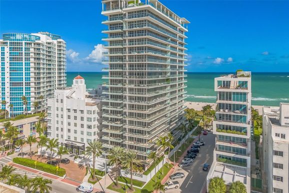 3737 Collins Ave # 403, Miami Beach FL 33140