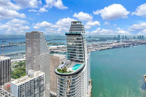 300 Biscayne Blvd Way # 4909, Miami FL 33131