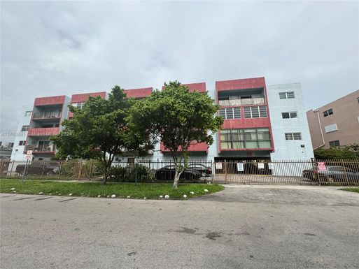 6070 W 19th Ave # 201, Hialeah FL 33012