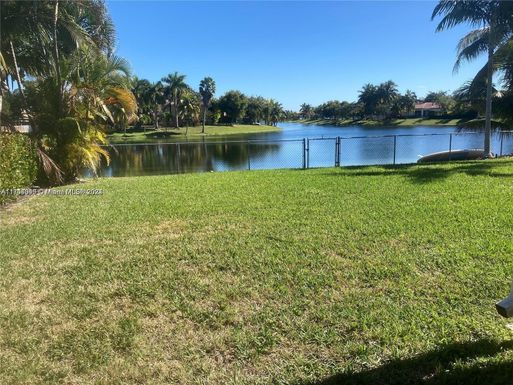 21353 SW 92nd Ave, Cutler Bay FL 33189