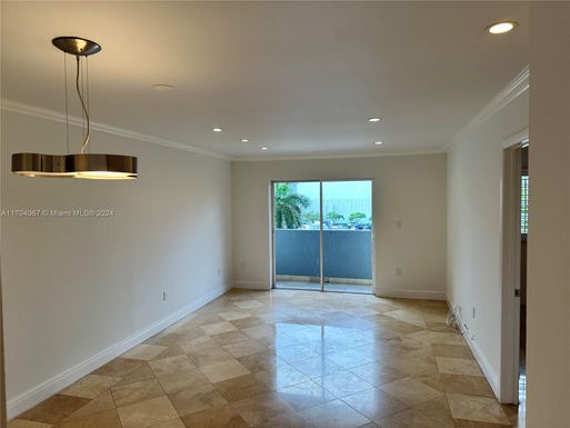 1250 Lincoln Rd # 406, Miami Beach FL 33139