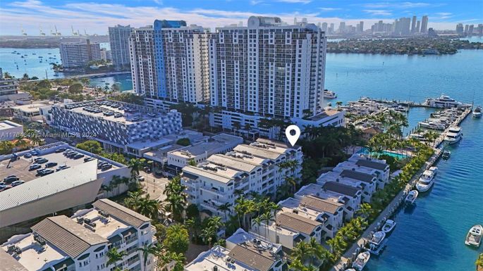 1415 Sunset Harbour Dr # 202, Miami Beach FL 33139