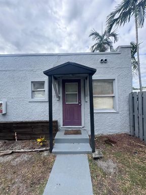 25 SW 10th St # 10, Dania Beach FL 33004