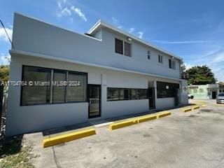 4840 NW 27th Ave, Miami FL 33142