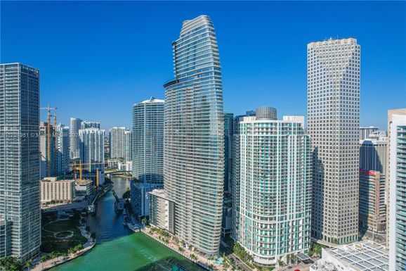 300 Biscayne Blvd Way # 4301, Miami FL 33131