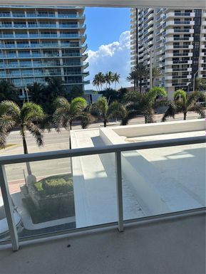 5750 Collins Ave # 3H, Miami Beach FL 33140